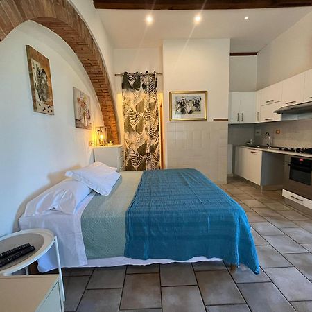 B&B La Fucinaia Pet Friendly Adults Only Campiglia Marittima Extérieur photo