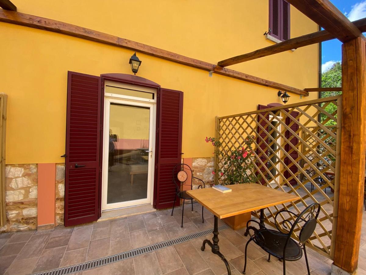 B&B La Fucinaia Pet Friendly Adults Only Campiglia Marittima Extérieur photo