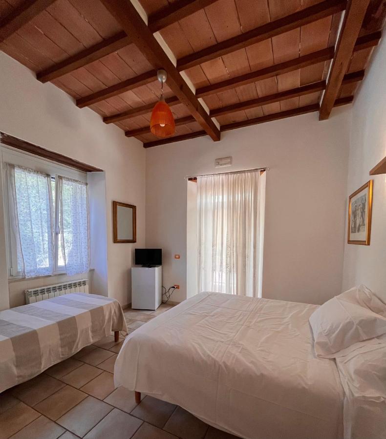 B&B La Fucinaia Pet Friendly Adults Only Campiglia Marittima Extérieur photo