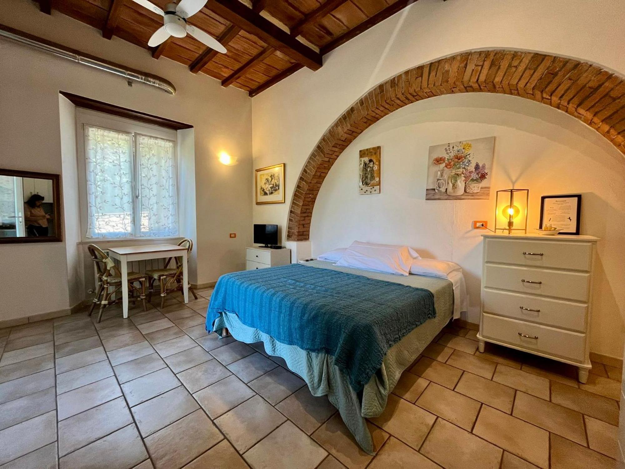 B&B La Fucinaia Pet Friendly Adults Only Campiglia Marittima Extérieur photo